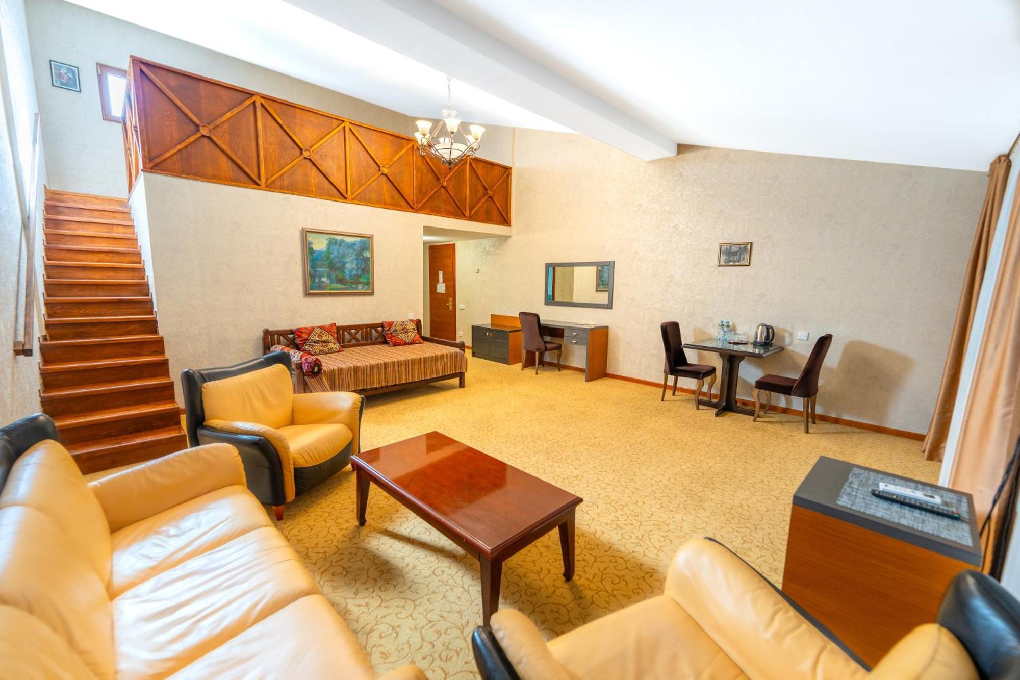 Kopala Tskneti Hotel Tsqnet'i Esterno foto